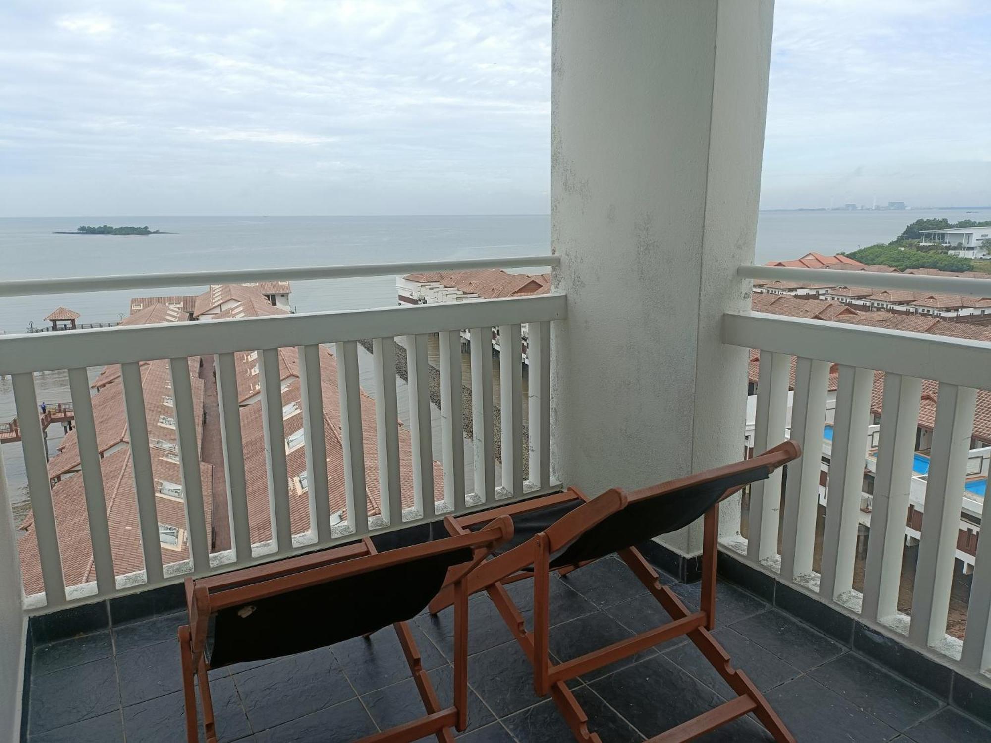 Pd Full Seaview Deluxe Aparthotel Петалинг Джая Екстериор снимка
